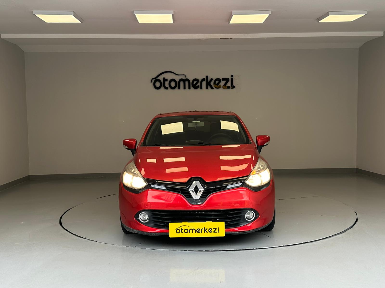 RENAULT CLIO 19